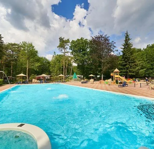 Chalet Wanama. Gelegen Op Het Vakantiepark Het Lierderholt Op De Veluwe.