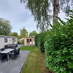Alpehytte Chalet Wanama. Gelegen Op Het Vakantiepark Het Lierderholt Op De Veluwe. *