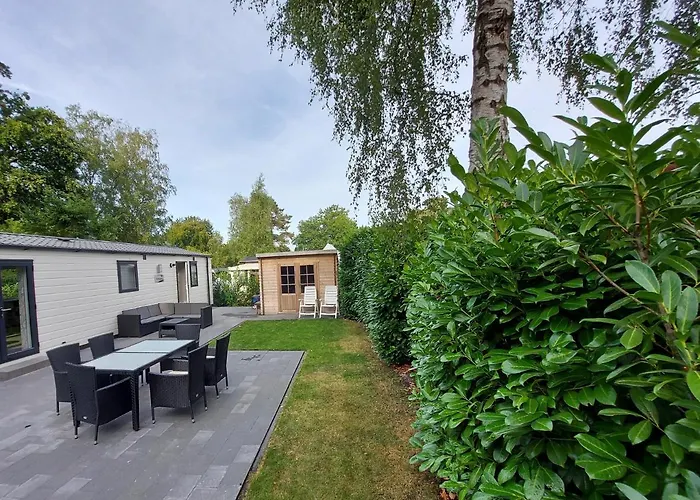 Alpehytte Chalet Wanama. Gelegen Op Het Vakantiepark Het Lierderholt Op De Veluwe. *